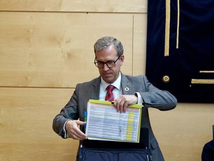 El Consejero de Industria, Comercio y Empleo, Mariano Veganzones